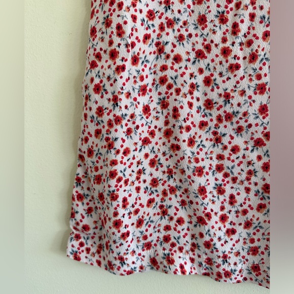 Brandy Melville | Floral Mini Skirt, Size XS/S ✨ - Picture 3 of 9